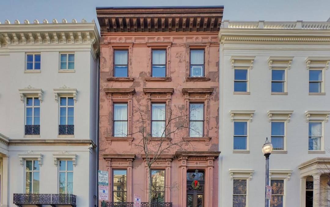 Greek Revival townhouses on Mount Vernon Place in Baltimore